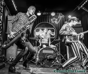 Concert – Weird Omen