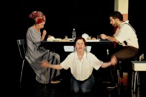 Théâtre – L&rsquo;art de Perdre (Comment faire ressurgir un pays du silence ?)