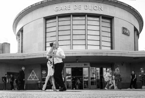 Démo de Tango à la gare