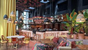 Polyglot bar au Mama Shelter