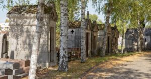 Focus : Le cimetière des Péjoces