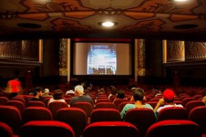 Projection – « Vers un avenir radieux »