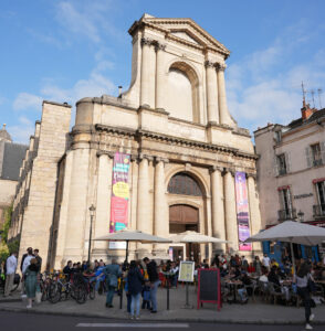 Visites : présentations de la future bibliothèque Colette