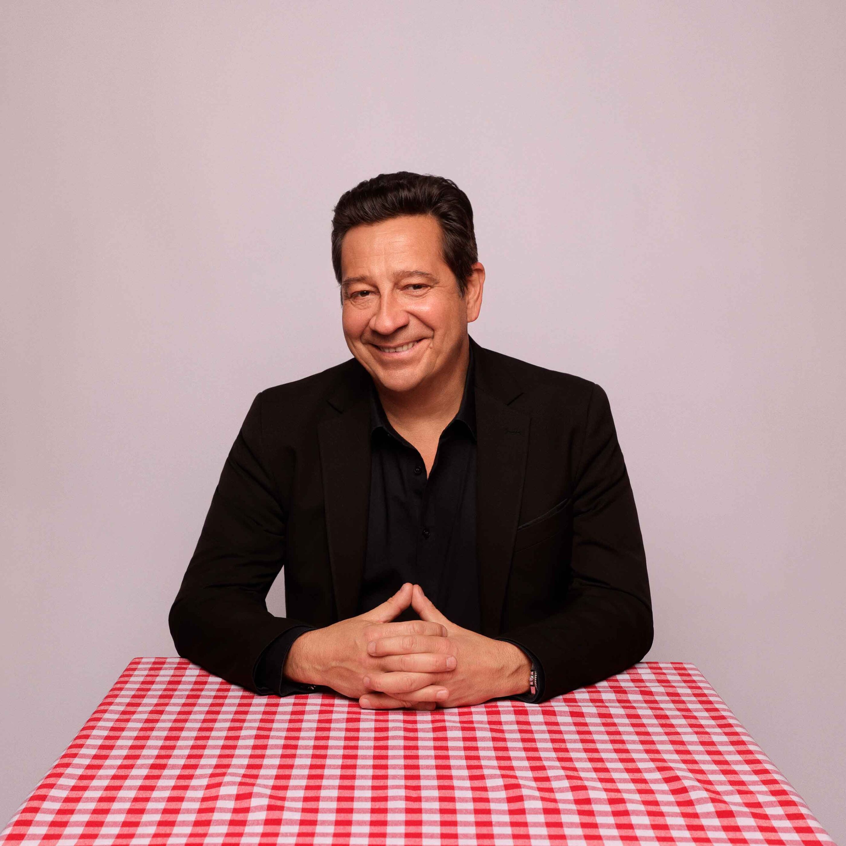 Spectacle – Laurent Gerra « se met à table ! »