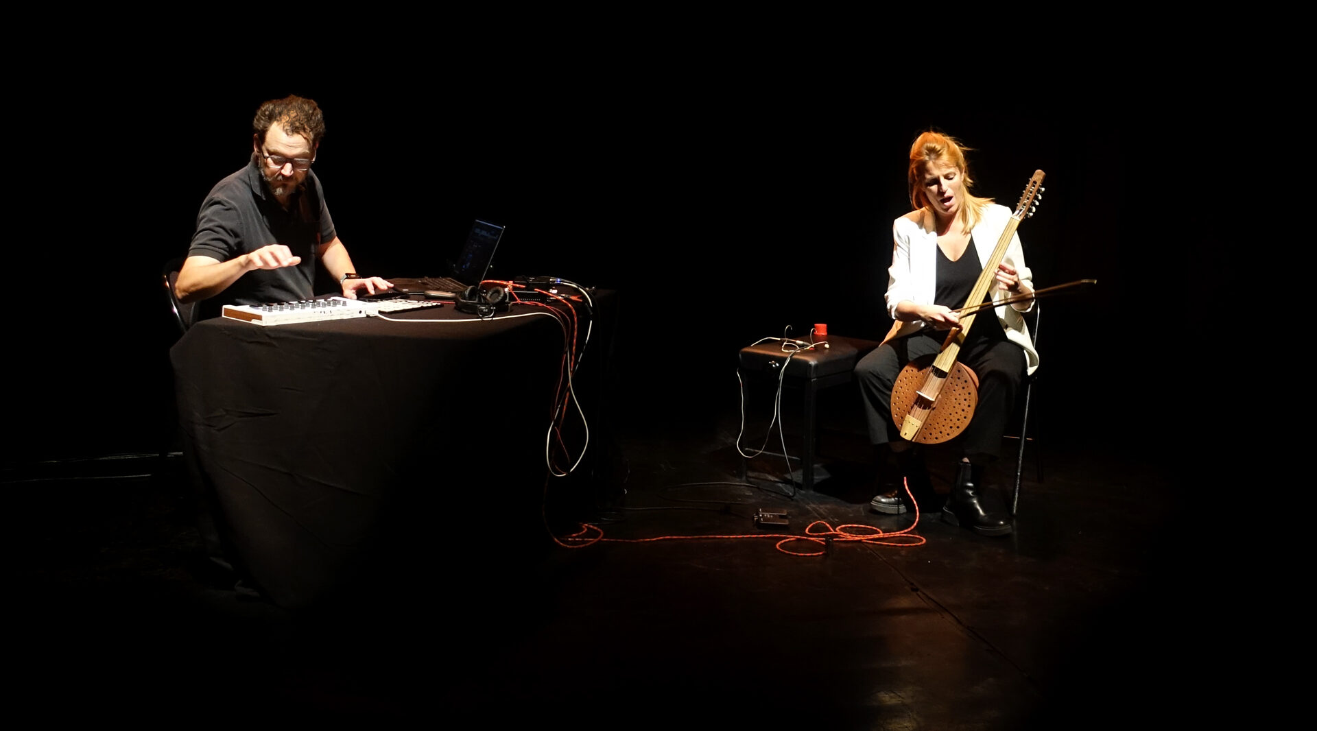 Résidence ouverte | Apéro-Sonore — Rencontre avec Sébastien Béranger et Elise Dabrowski autour du projet De bruit et de Fureur