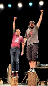 Quetigny – Fabrice Guy l&rsquo;Opéra Rock – Cie Chicken Street & Couleurs de Chap&rsquo;