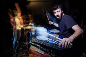 Carte blanche à One+One : !Ayya! et Elvis Pressplay