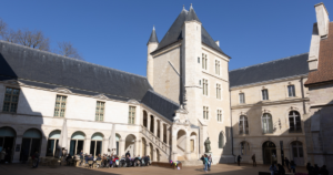 Focus : La tour de Bar ou « Tour neuve »