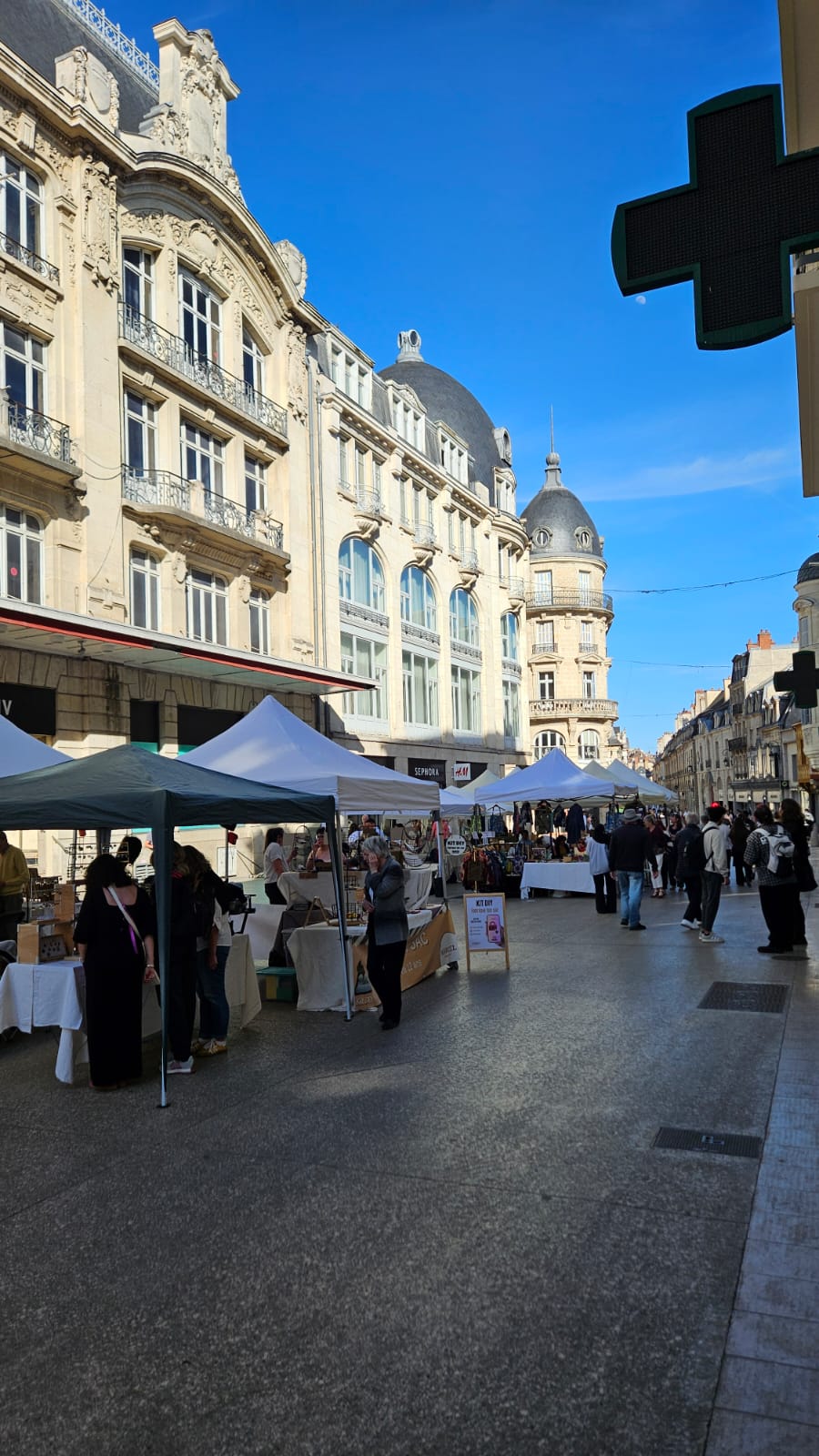 Marché de créatrices et créateurs
