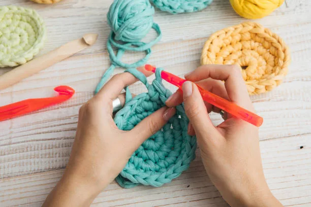 Atelier crochet : bouh ! Un fantôme ou un sort ?